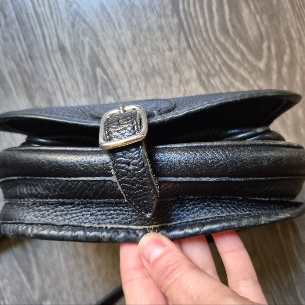 Roots Black Pebbled Leather Saddle Bag Shoulder Crossbody Bag. Vintage 80s - Picture 5 of 13